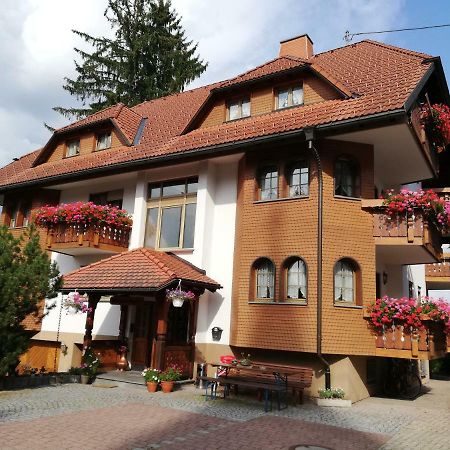Gaestehaus Roessle Rötenbach 外观 照片