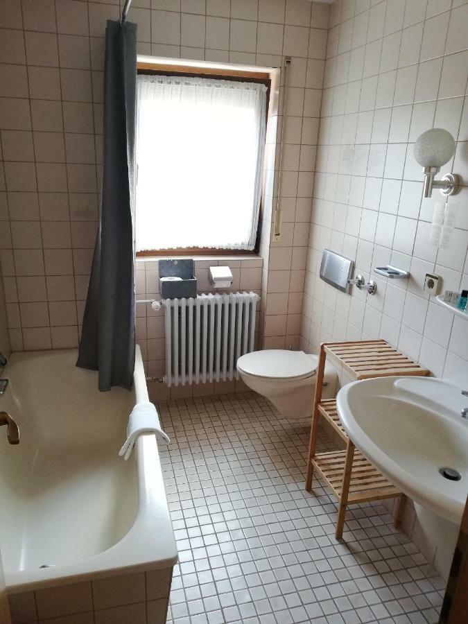 Gaestehaus Roessle Rötenbach 外观 照片